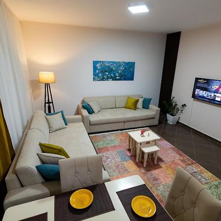Tirana Contact Apartment Extérieur photo