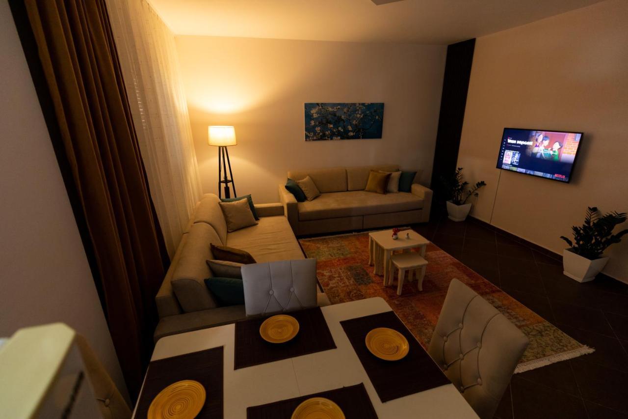 Tirana Contact Apartment Extérieur photo