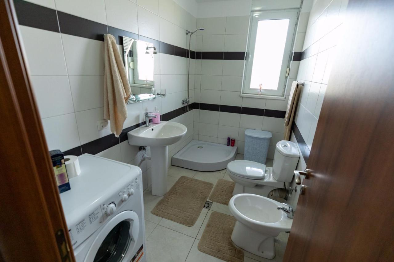 Tirana Contact Apartment Extérieur photo